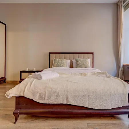 Old 1br, Doma Square Views ريغا