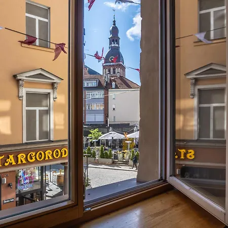 Old 1br, Doma Square Views شقة