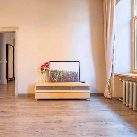 Old 1br, Doma Square Views Διαμέρισμα